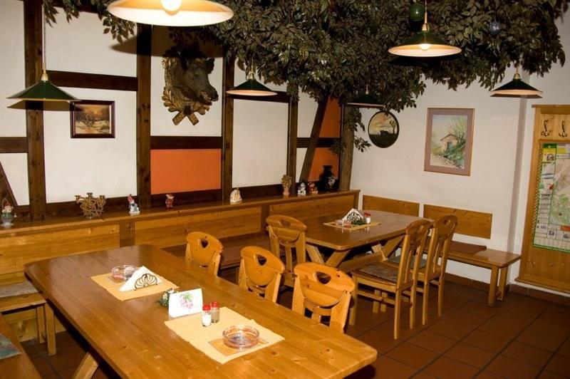 Gasthof Ludl Groß-Enzersdorf Buitenkant foto