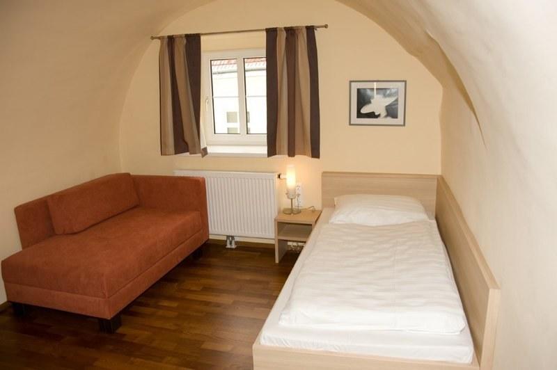 Gasthof Ludl Groß-Enzersdorf Kamer foto
